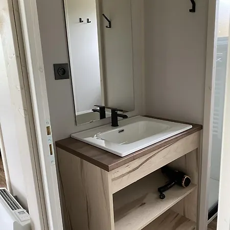 Clos Du Marais Alpstuga *