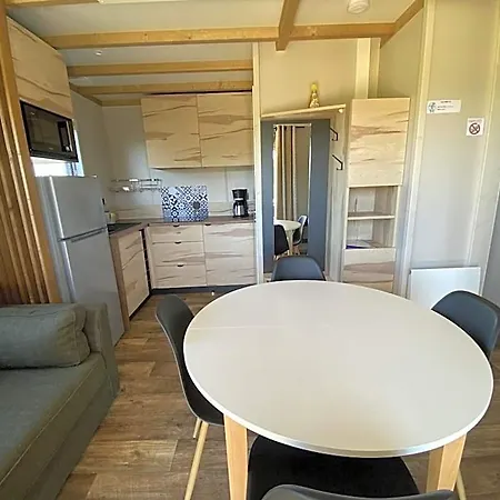 Clos Du Marais Chalet *